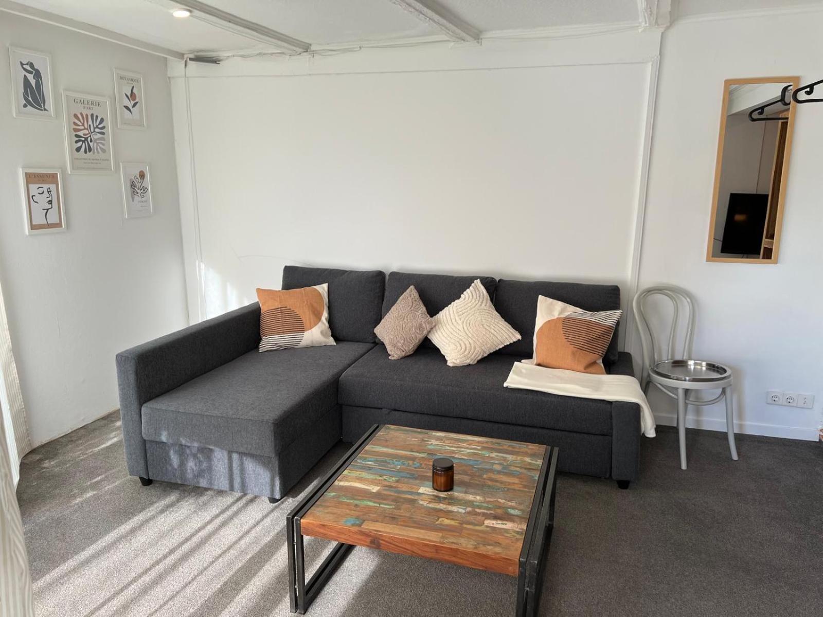 S&h In Wersten Apartment